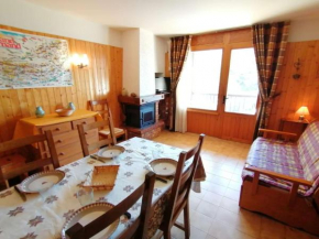 Appartement au centre, proche pistes, 5 couchages, parking, garage - FR-1-241-194